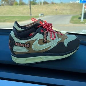 Nike Air Max 1 Travis Scott Cactus Jack